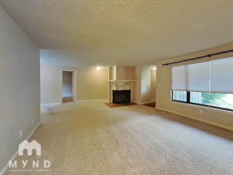 19225 SW Prospect Pl — Photo 5