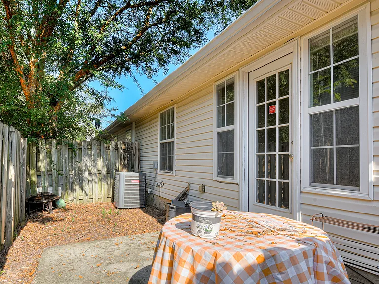 2014 Emerald Bay Dr — Photo 24