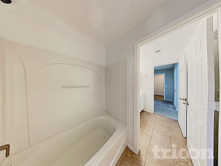 45539 W Sky Ln — Photo 14