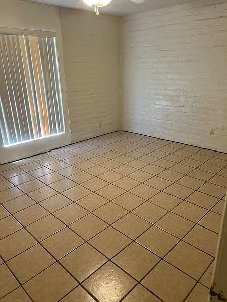 2 bed, $1,095 — Photo 4