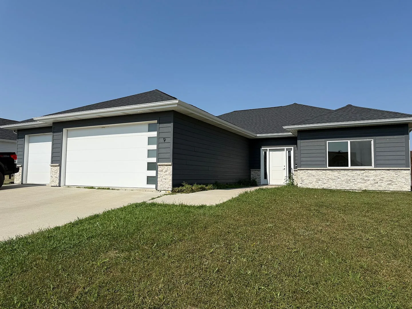 4 Bedroom Home - Stonebridge Farms — Photo 1