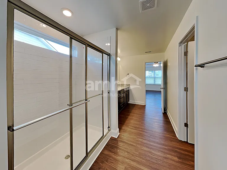 109 Twin River Dr — Photo 18