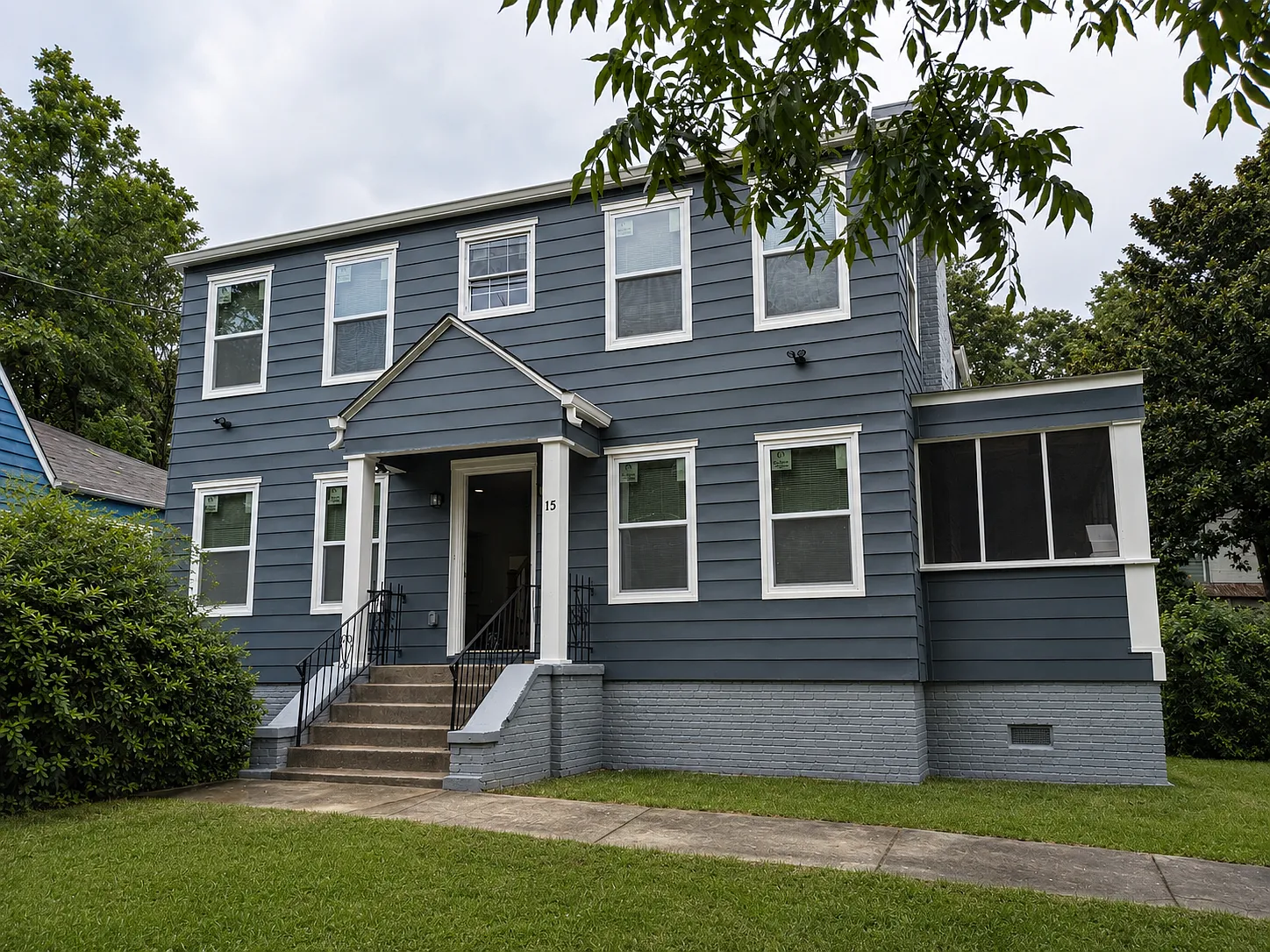 15 Burbank Dr NW — Photo 1