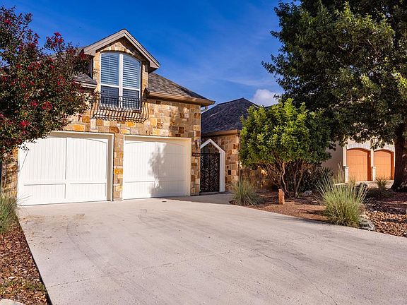 2nd image of 2885 Rock Barn Dr