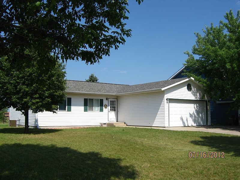 3314 Village Green Dr, Moorhead, MN 56560 Zillow