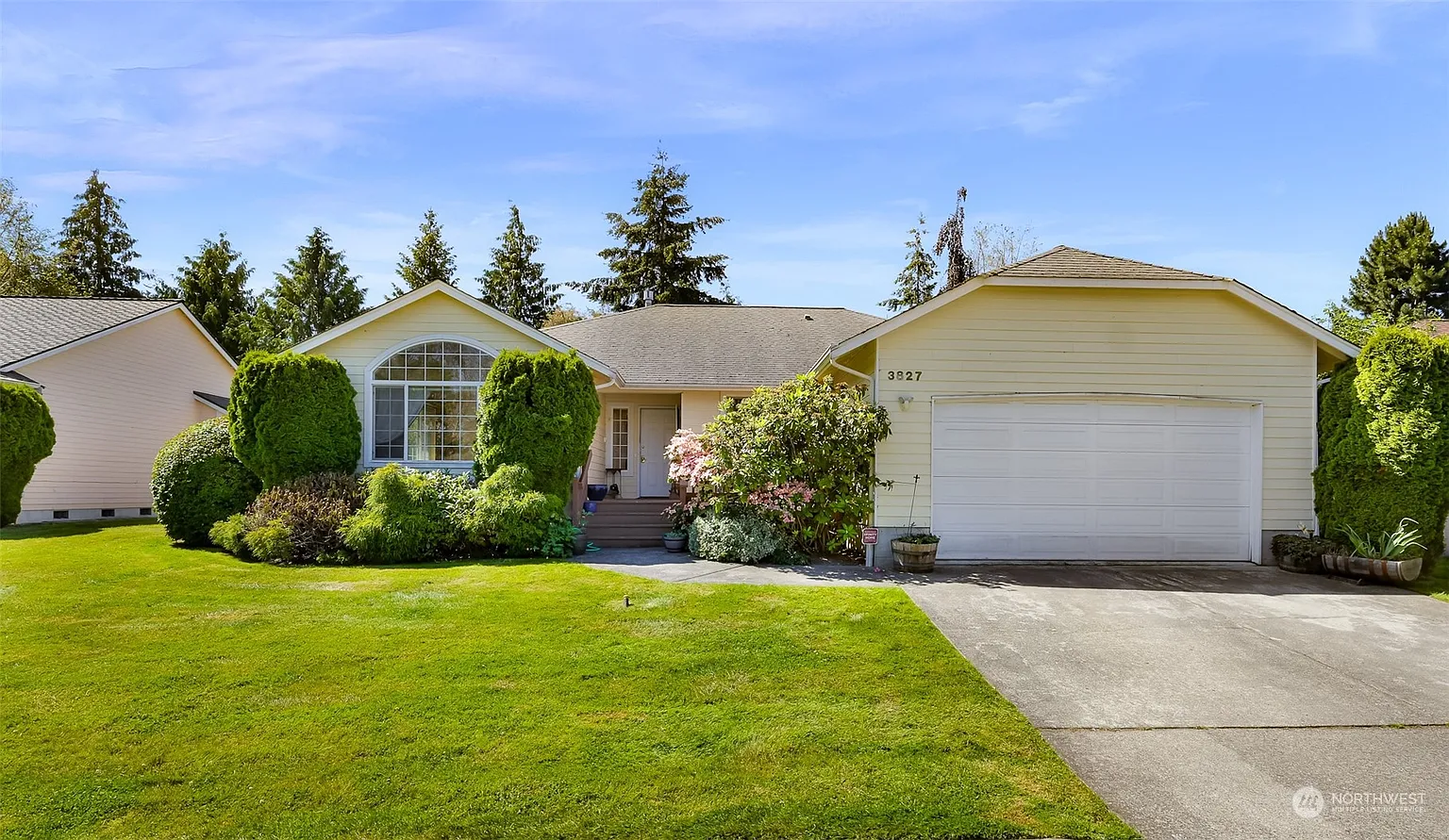 3827 Copper Pond photo 1