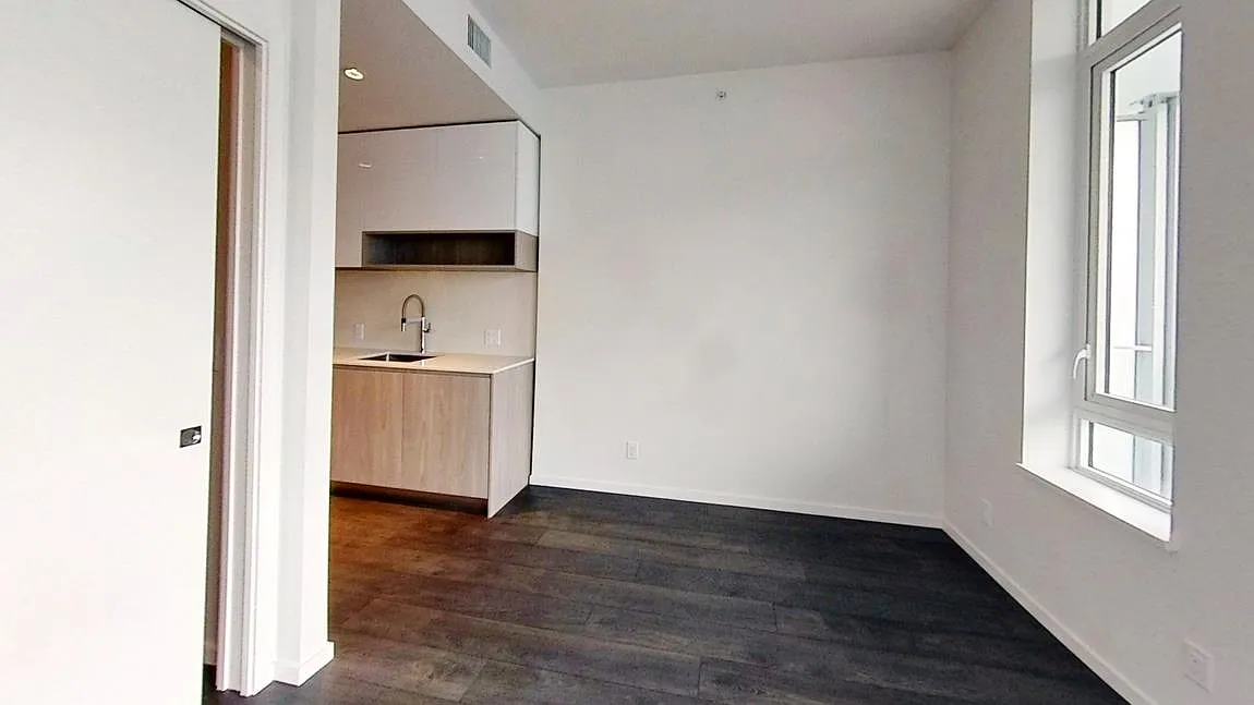 Building Photo - 6788 Minoru Blvd