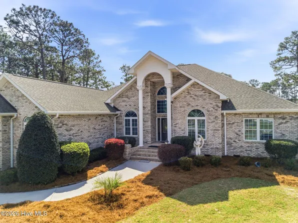 20 Queens Grant Circle SW, Shallotte, NC 28470