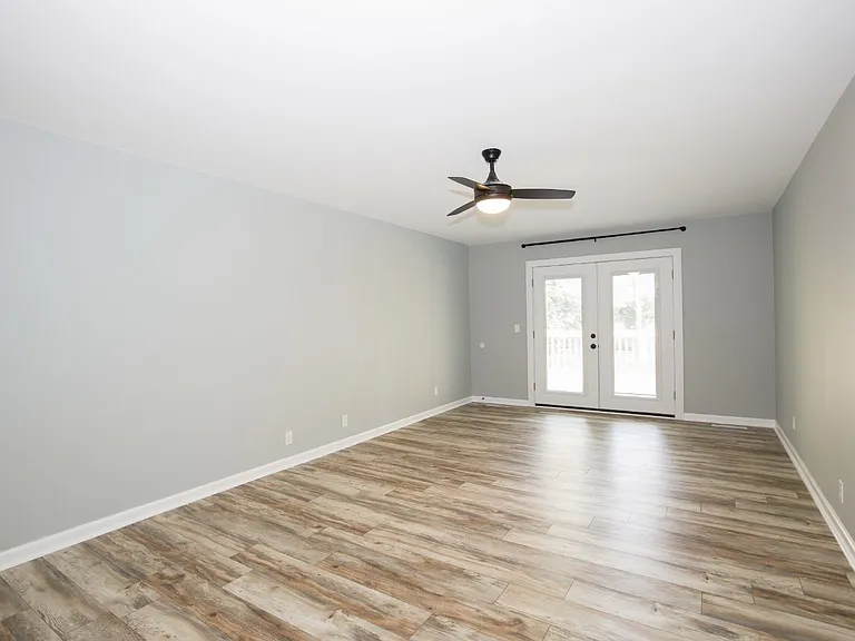 1 Bogie Dr — Photo 37