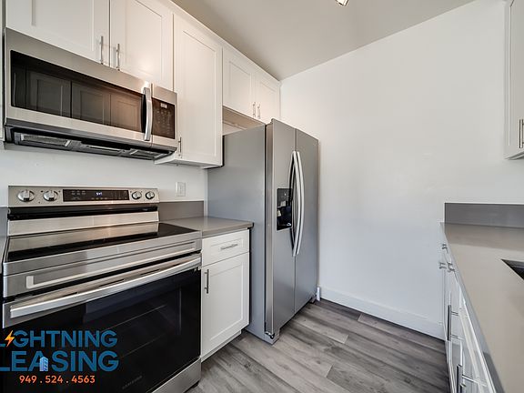 2nd image of 326 W Queen St #11D