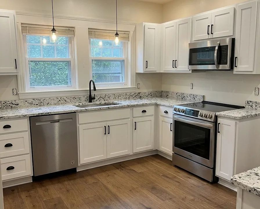 44 Cottage Park Rd #1