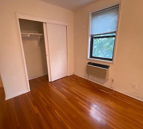 4th image of 411 Bronx River Rd APT 7K