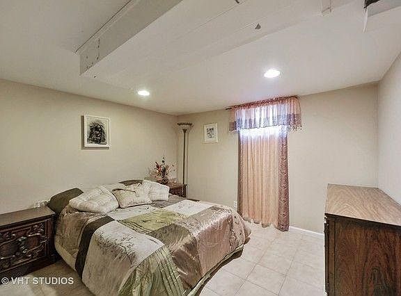 2nd image of 3305 N Oketo Ave #B