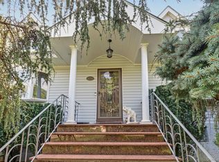 19 Avondale Road, Harrison, NY 10528