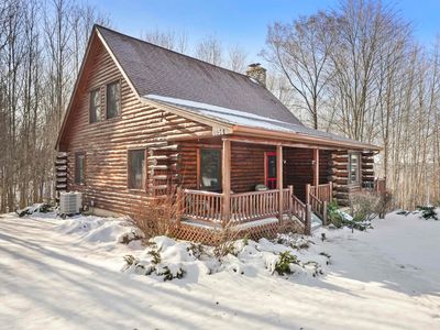 1054 Eden Hill Rd, Beulah, MI, 49617