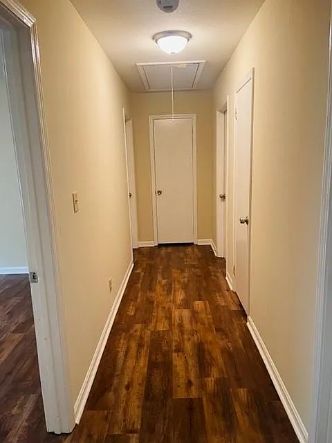 3 bed, 1289 sqft, $1,300 — Photo 4
