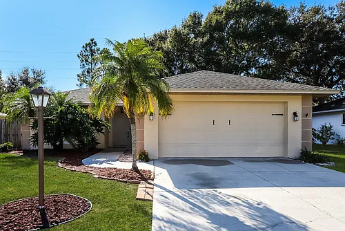 4208 76th Dr E Photo 1