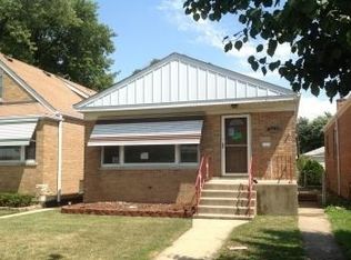 4621 Riverside Ave, Lyons, IL 60534