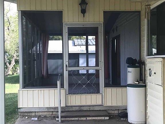 2nd image of 155 Pinewood Ter #20