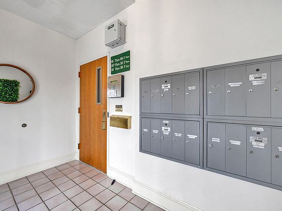 4th image of 4631 Heather Dr SW Unit 208