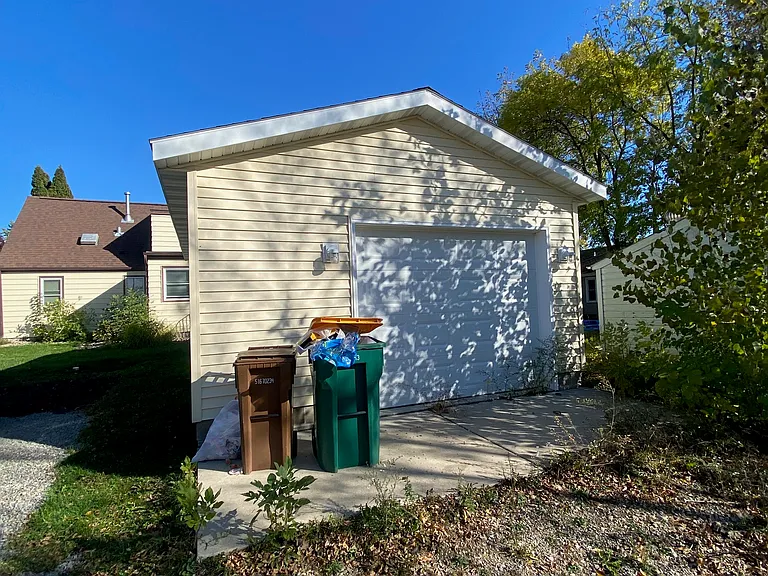 807 Garfield Ave — Photo 15