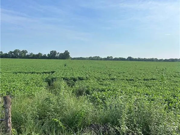 2275 Marshall Rd, Ottawa, KS 66067