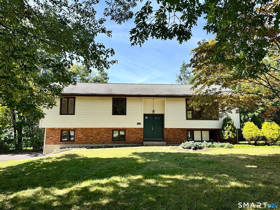 1st image of 214 Pineridge Road