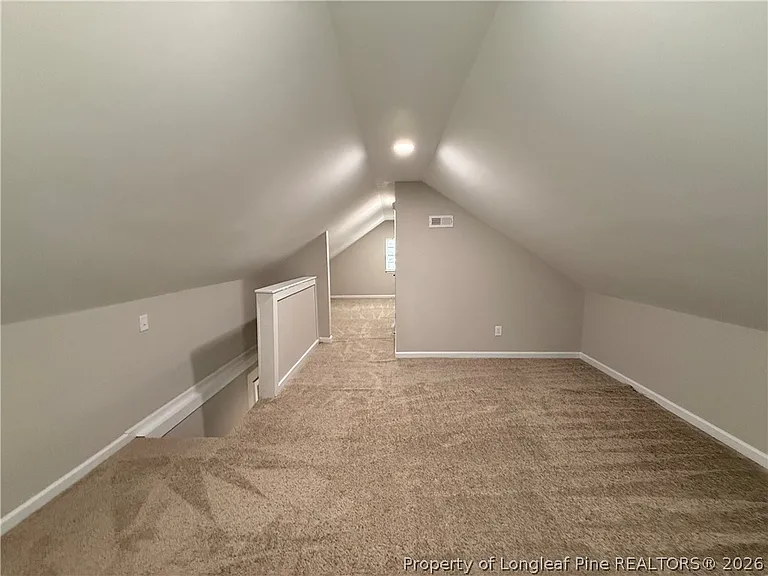 122 Kensington Cir — Photo 12