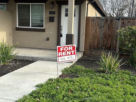 2nd image of 110 G St #A