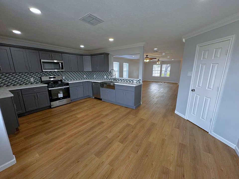 1st image of 19830 Brisbane Meadows Dr