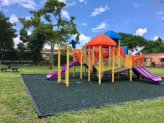 4th image of 12841 SW 12th Ter