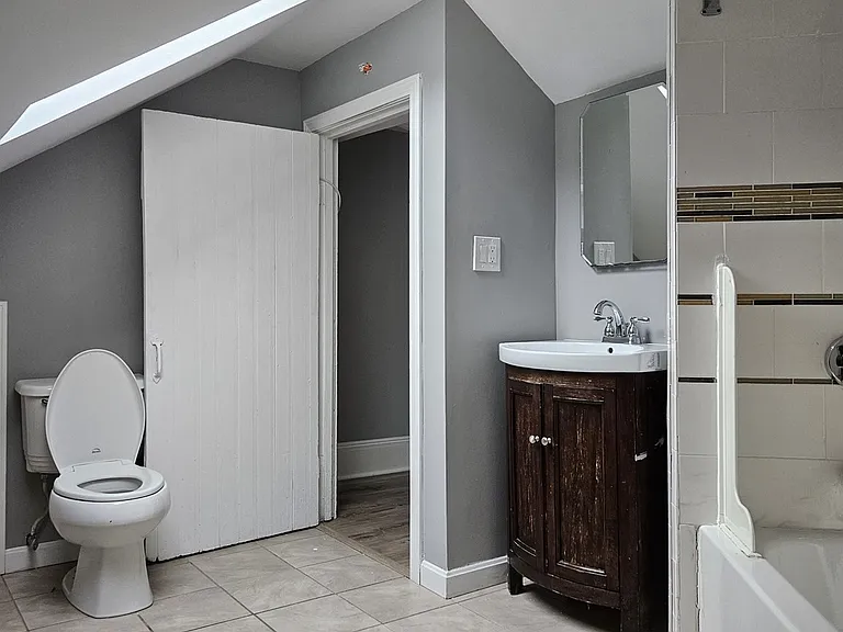 14 Hillside St #3 — Photo 6