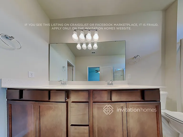 2600 Blowing Breeze Ave — Photo 16