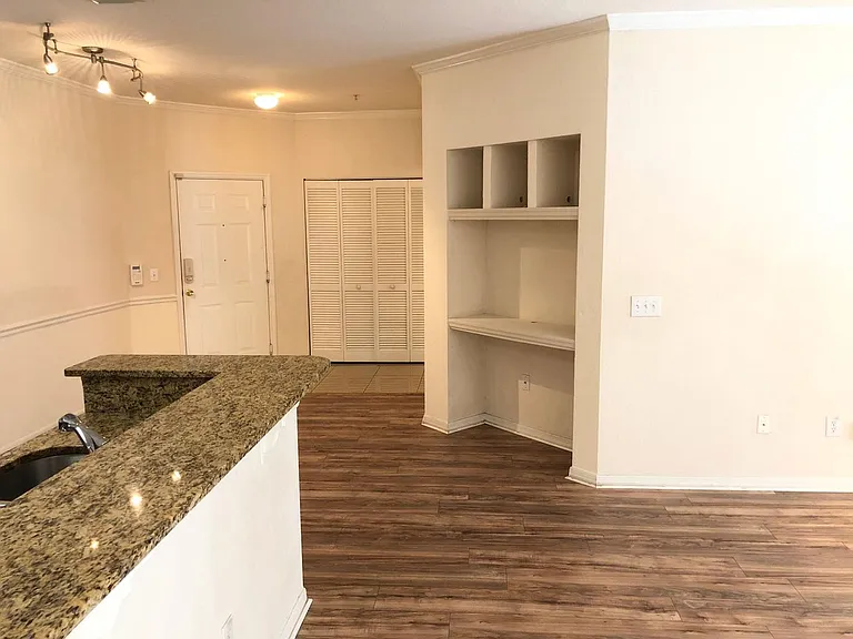 3589 Conroy Rd #1014 — Photo 6