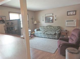 402 E Green St, Smithton, MO 65350