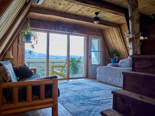 10482 32nd Street, Blanca, CO 81123