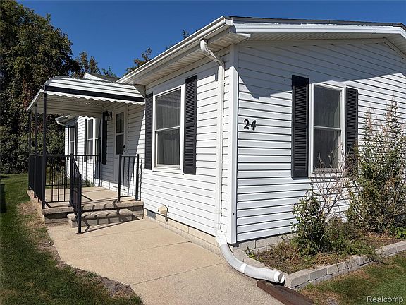 2nd image of 4333 24th Ave Lot 24