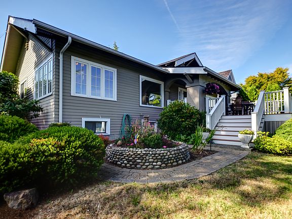 2nd image of 5461 Lake Washington Blvd S