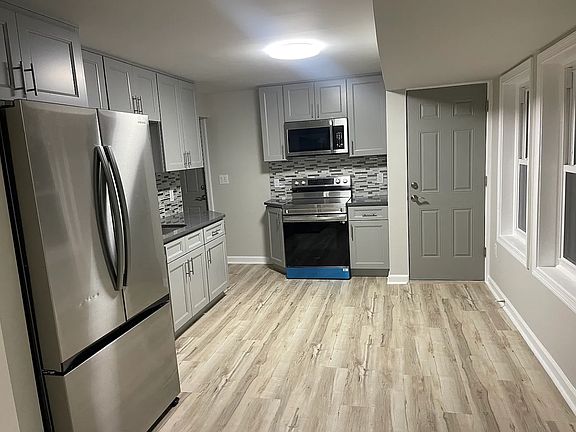4th image of 6 Cherry St #2