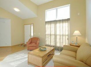 9951 Bedford Dr, Huntley, IL 60142