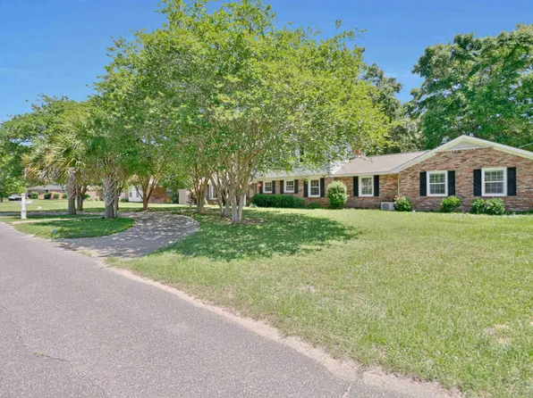 6210 Maybelle Dr, Pensacola, FL 32504