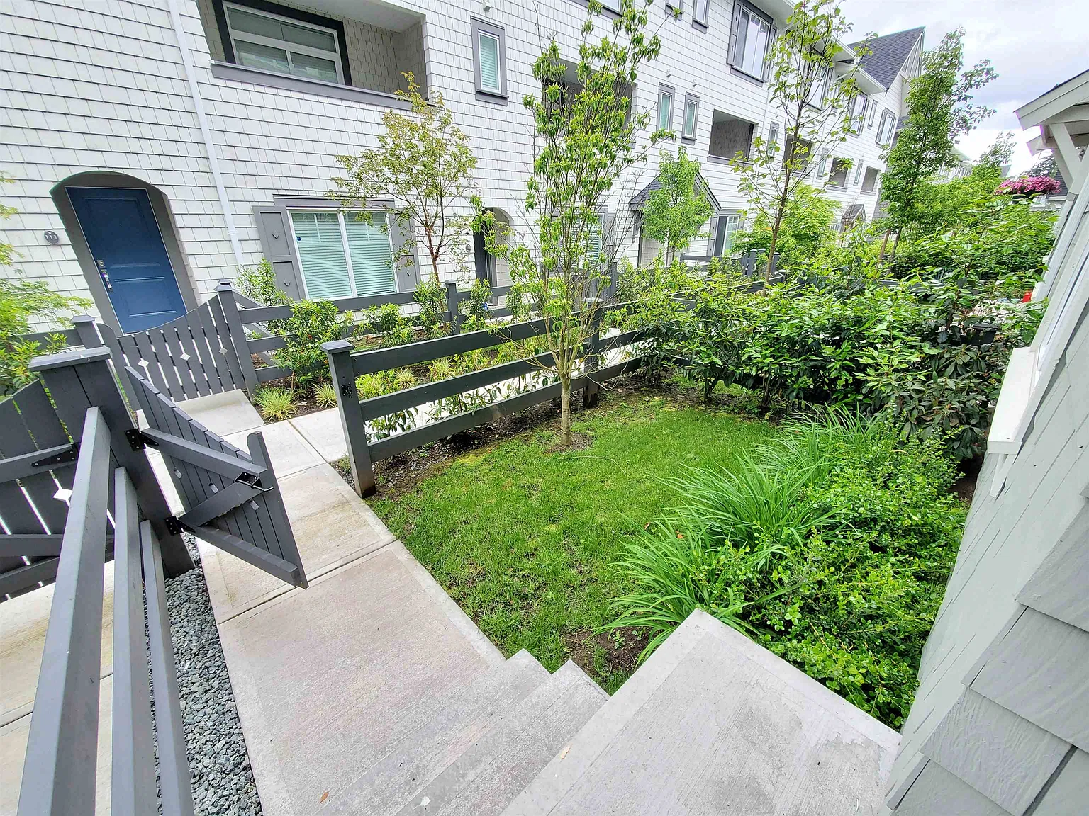 4 bed, 1400 sqft, $3,250 — Photo 3