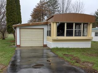 1033 Wish Cir, East Aurora, NY 14052