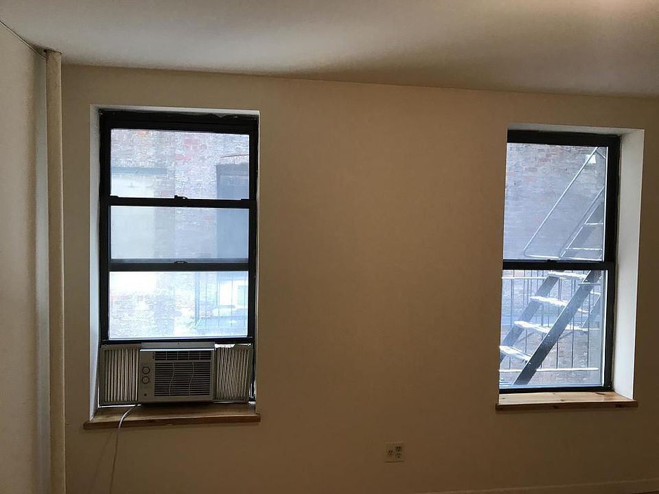 2nd image of 226 E 14th St APT 3Q
