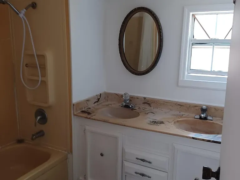 26139 Rose Ln — Photo 3