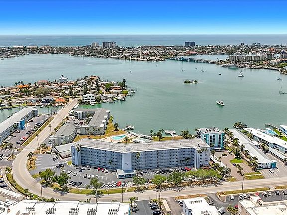 3rd image of 1868 SHORE DRIVE S #503