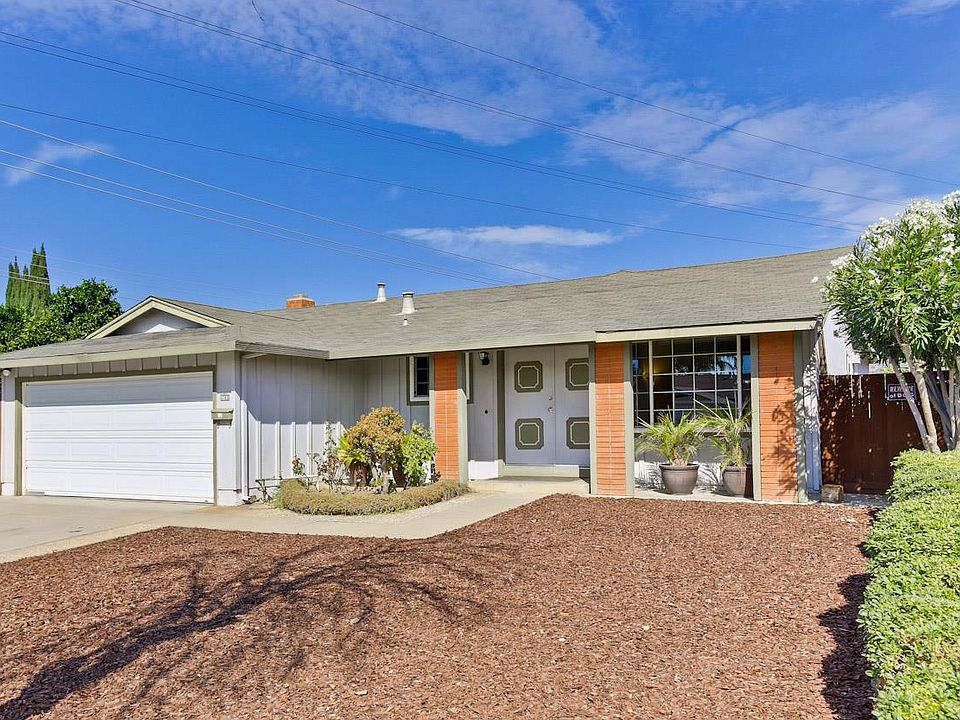 1st image of 2762 Scottsdale Dr
