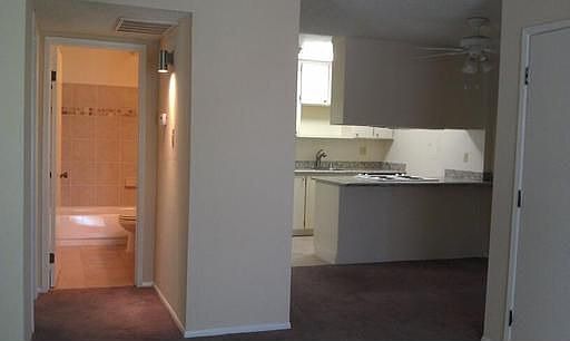 3rd image of 2815 H St APT 2