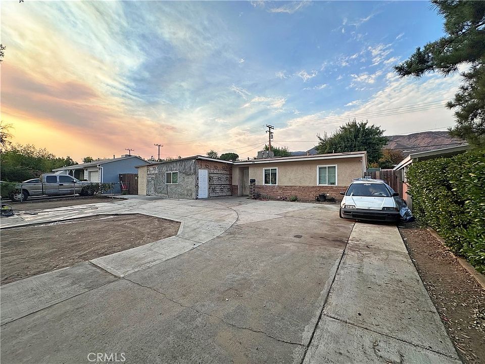 1st image of 446 W 48th St