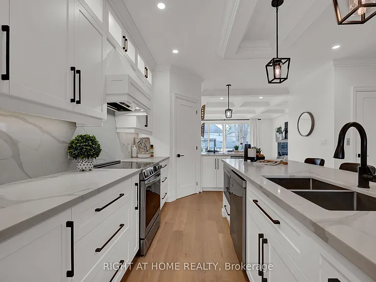 819 Fairview Ave — Photo 16
